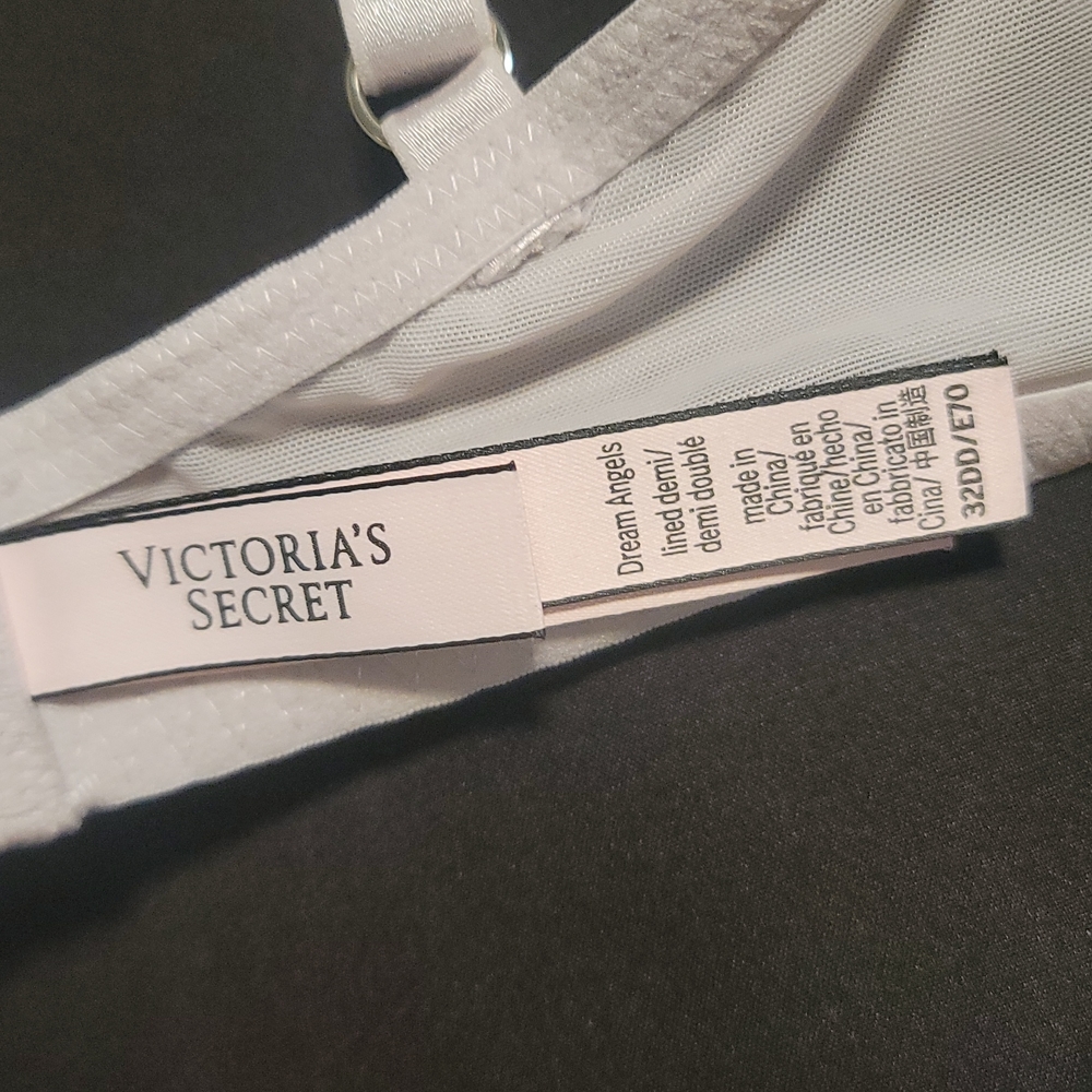 Victoria Secret Rhinestone Bra - Picture 6 of 6
